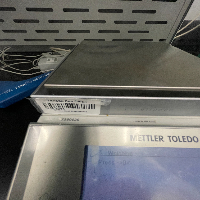 Mettler Toledo XS6002S Digital Scale image 1
